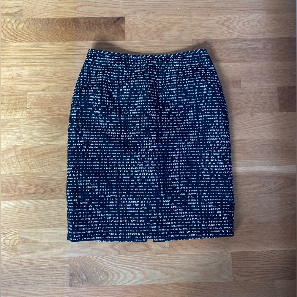 ✨ Tahari Pencil Skirt